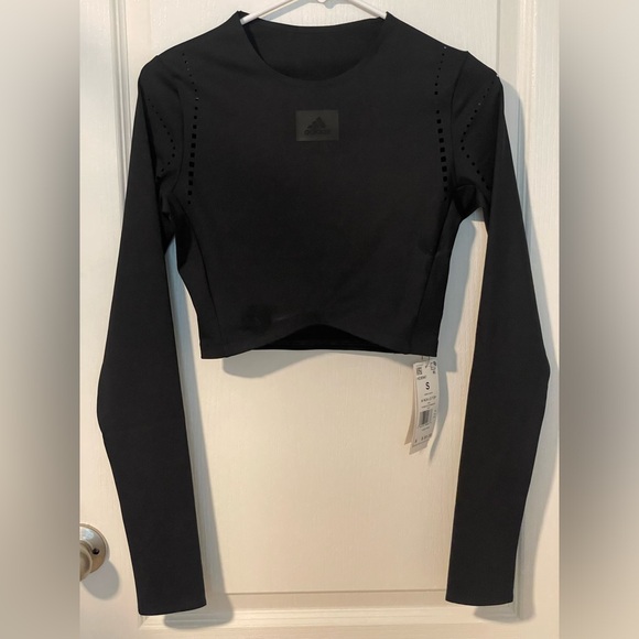 adidas Originals Tops - NWT Adidas Originals Boa Cropped Laser-cut Stretch Recycled Top Size S